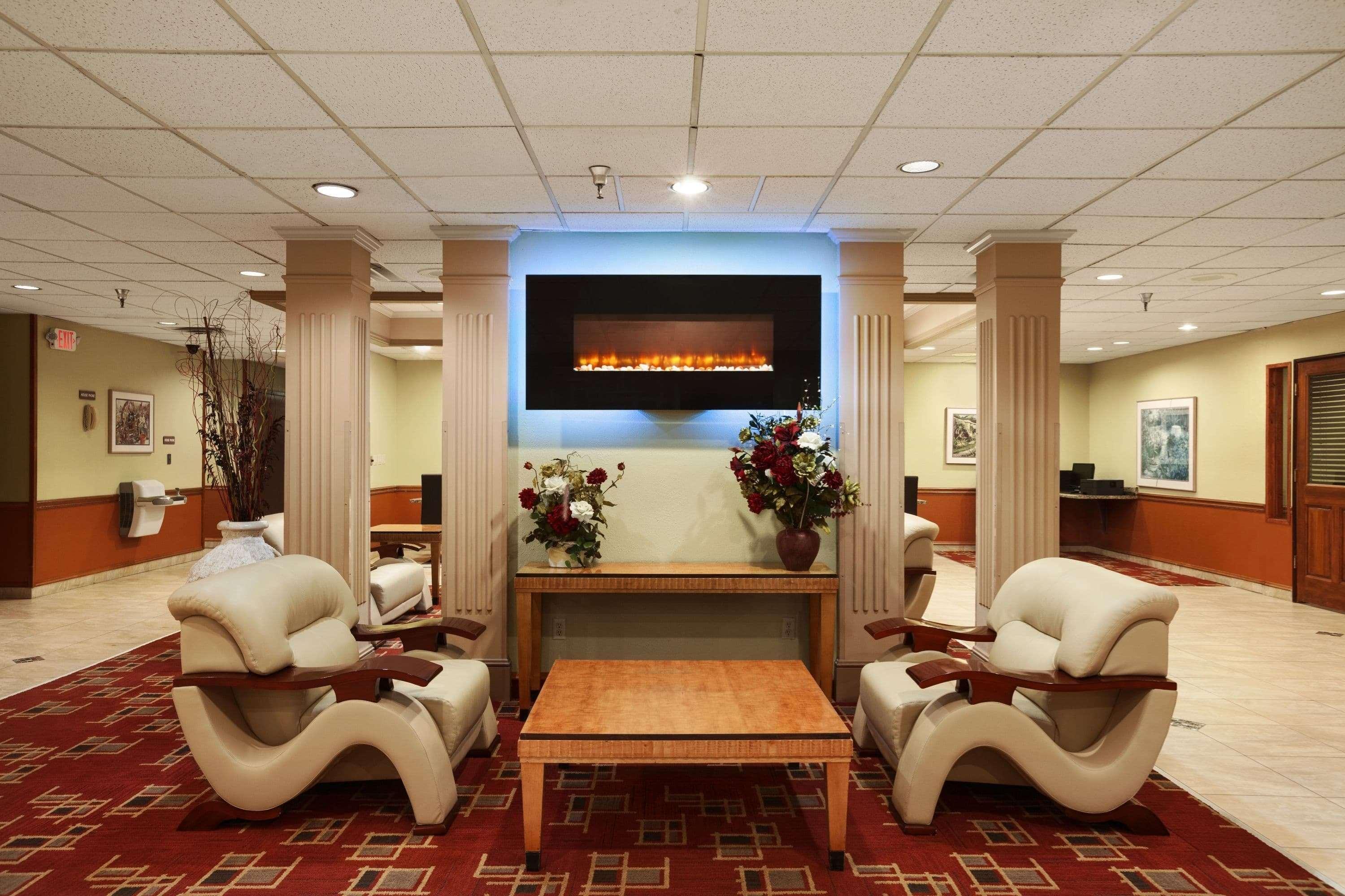 Ramada By Wyndham Sioux City Exterior photo
